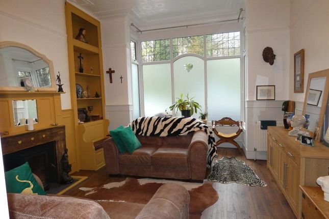 Spring Bank West, Hull, HU3 1LB 4 bed terraced house for sale