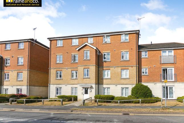 St Lukes Court, Hatfield 2 bed flat for sale