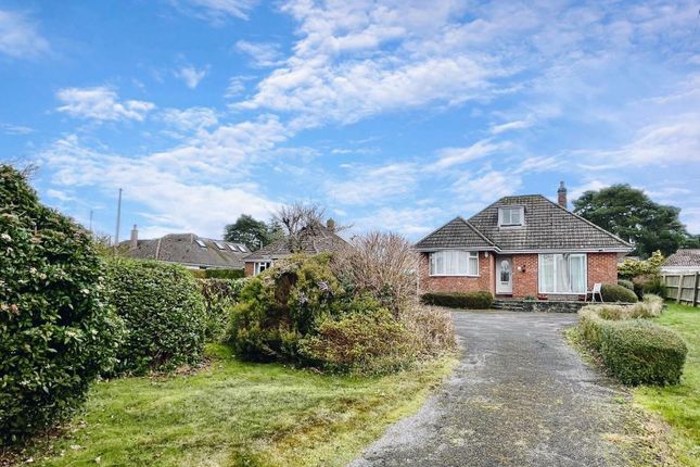 Woolsbridge Road, St Ives, BH24 2LS 3 bed detached house for sale