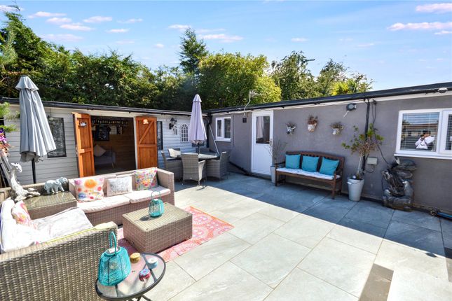 Orion View, Leeds, West Yorkshire 4 bed semi