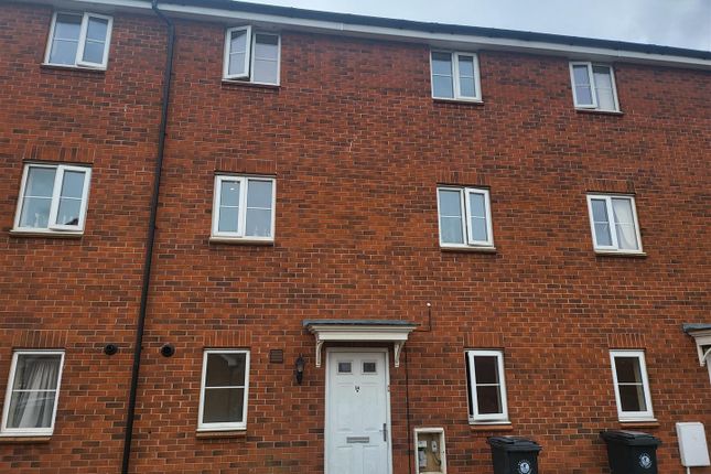 Amis Walk, Bristol BS7 3 bed terraced house for sale