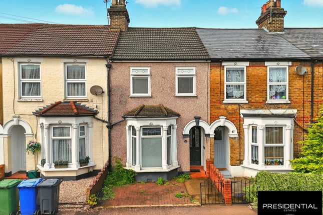 Grays RM17 3 bed terraced house for sale