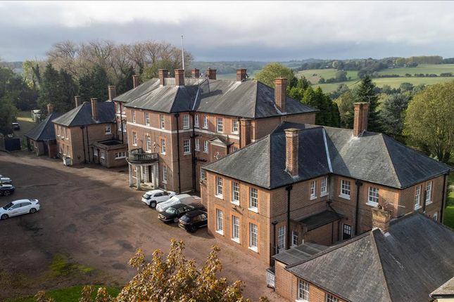 BROMLEY W1J 35 bed detached house for sale