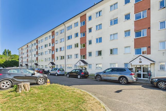 Byron Way, Northolt, UB5 1 bed flat for sale