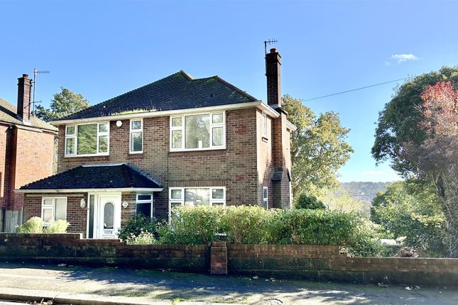 3 bed detached house