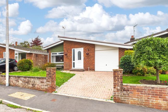 Dokkum Road, Crediton, EX17 3 bed detached bungalow for sale