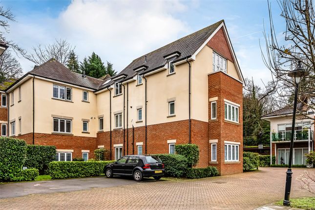 Hill View, Dorking, Surrey, RH4 2 bed apartment for sale
