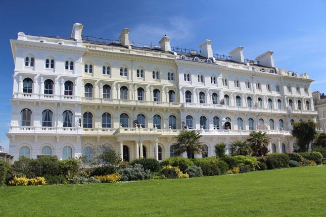 5 Elliot Terrace, Plymouth PL1 2 bed apartment for sale