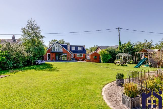 Pompian Brow, Bretherton, PR26 9AQ 4 bed house for sale