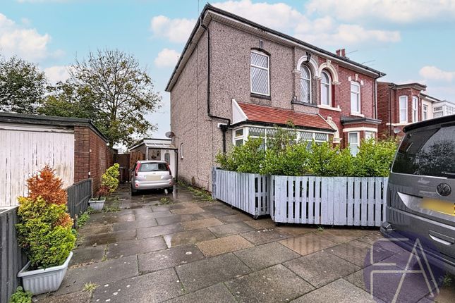 5 bedroom semi-detached house for sale