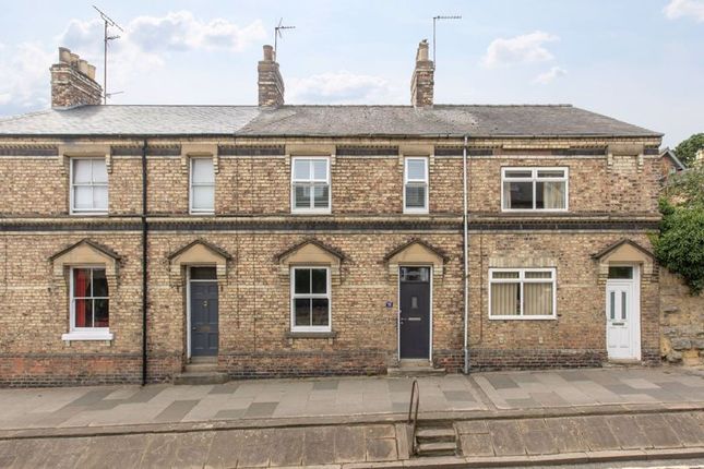 Newbiggin, Malton YO17 2 bed townhouse for sale