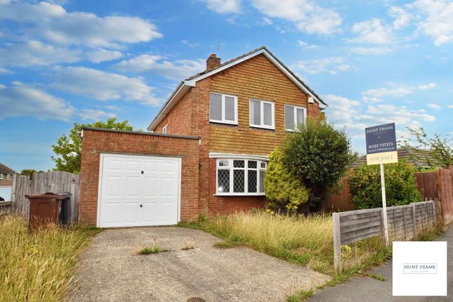 Huggetts Lane, Eastbourne BN22 3 bed detached house for sale