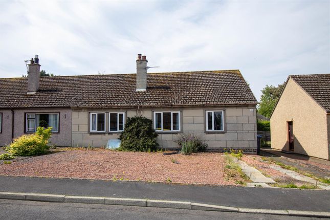 3 bedroom semi-detached bungalow for sale