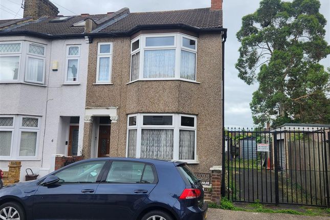 Chivers Road, London 3 bed house for sale