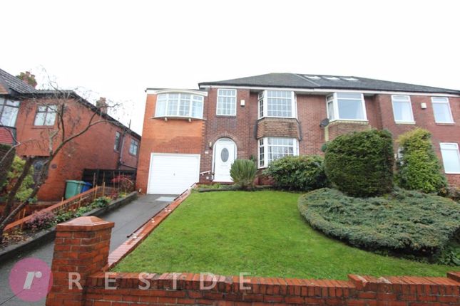 Heywood Old Road, Manchester M24 4 bed semi