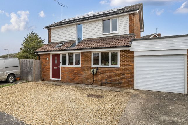Waterside Drive, Reading RG8 3 bed link detached house for sale