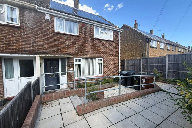 Freeman Road, Gravesend, Kent, DA12 3 bed end of terrace house for sale
