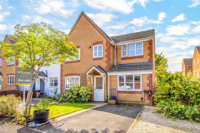 Hepworth Road, Swindon SN25 4 bed end of terrace house for sale