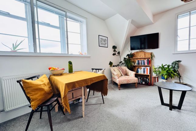 Eaglesfield Road, Shooters Hill... 2 bed flat for sale