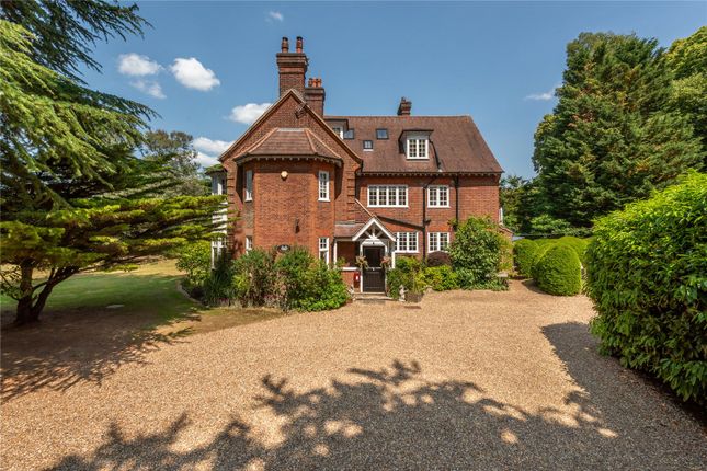 Reigate Road, Dorking, Surrey, RH4 7 bed detached house for sale