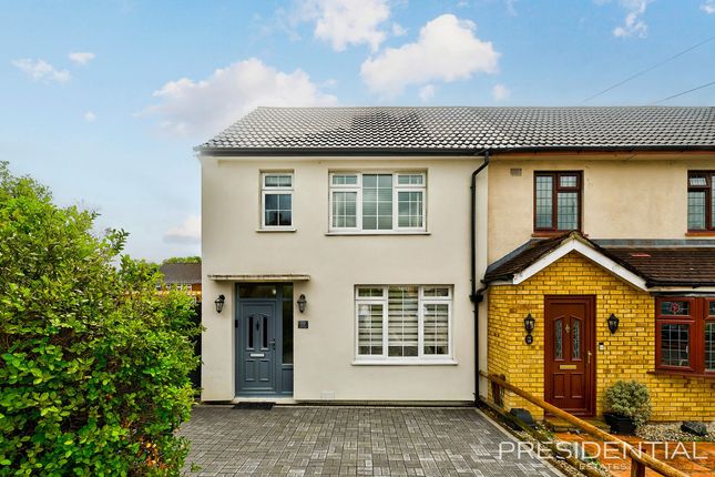 Loughton IG10 4 bed end of terrace house for sale
