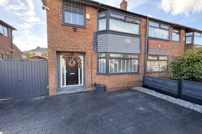Wilby Avenue, Little Lever, Bolton, BL3 3 bed semi