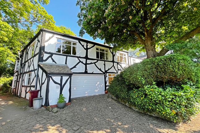 Long Lane, Westhoughton, BL5 4 bed character property for sale