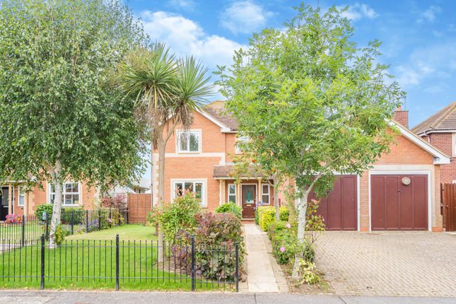 4 bed detached house