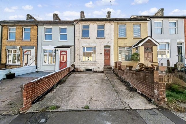 Gillingham Road, Gillingham, Kent, ME7 2 bed terraced house for sale