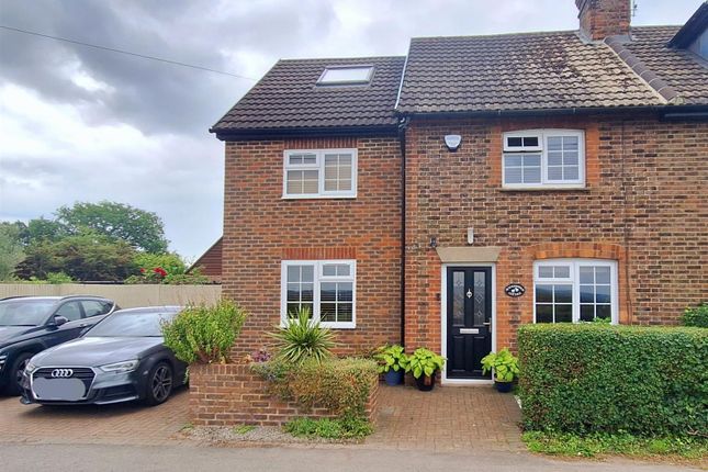 Chantlers Hill, Paddock Wood, Tonbridge 3 bed semi