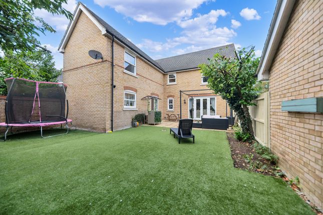 Lines Close, Ely CB7 4 bed detached house for sale