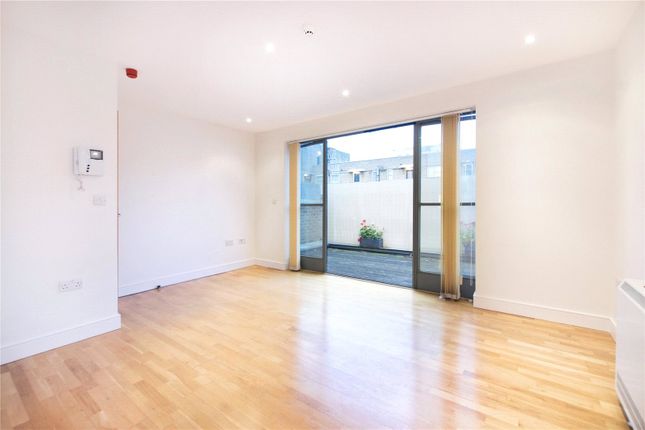 2 bed flat