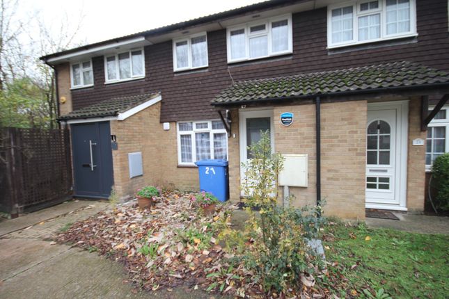 Pendula Drive, Hayes, UB4 3 bed terraced house for sale