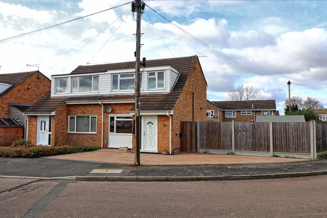 Cumberland Close, Braintree, CM7 3 bed semi