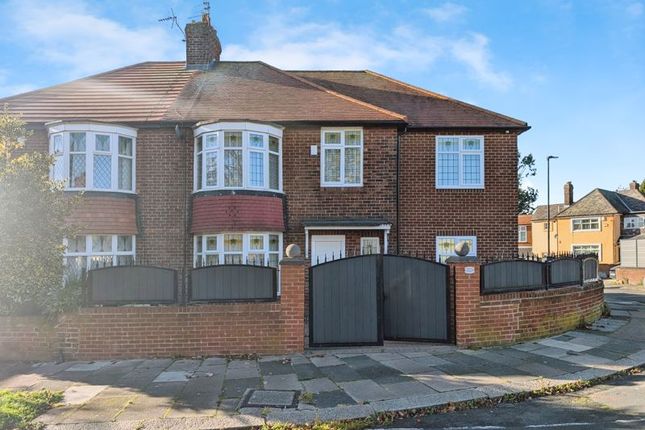 5 bedroom semi-detached house for sale