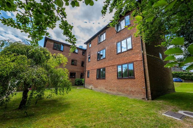 Luxford Road, Crowborough TN6 2 bed flat for sale