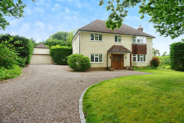 6 bedroom detached house for sale