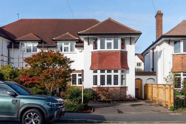 4 bedroom semi-detached house for sale