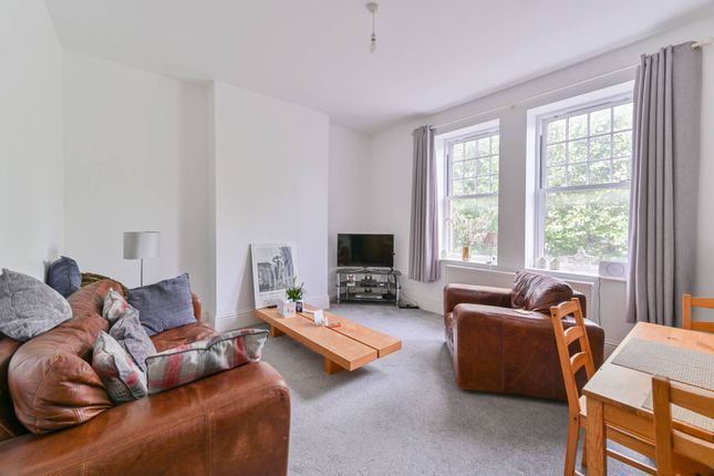 4 bed property