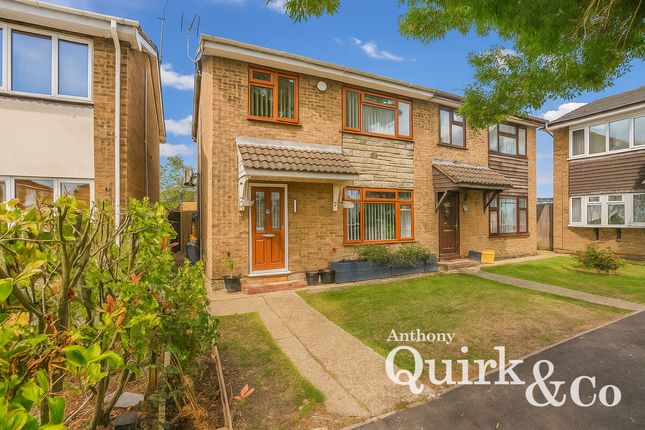 Devon Way, Canvey Island, SS8 3 bed semi