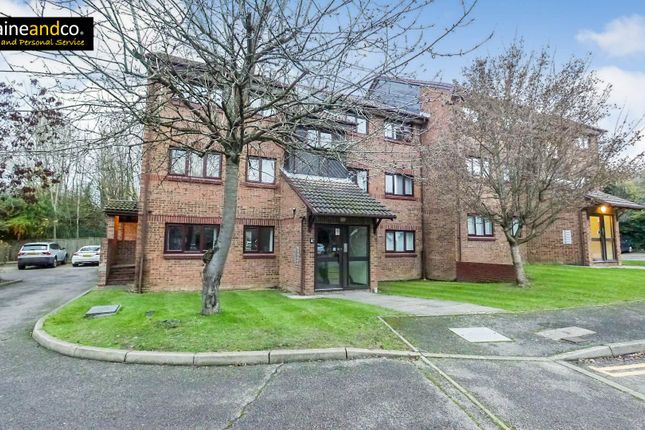 Tudor Close, Hatfield 2 bed flat for sale