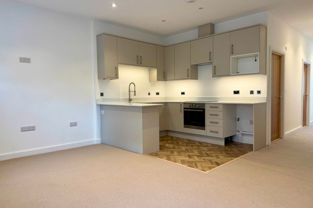 1 bedroom maisonette for sale