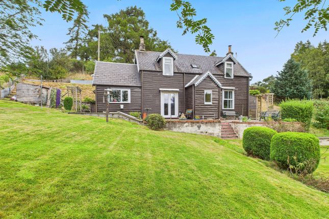 3 bedroom cottage for sale