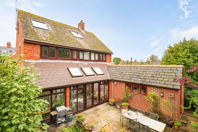 Belmont, Wantage, OX12 5 bed detached house for sale
