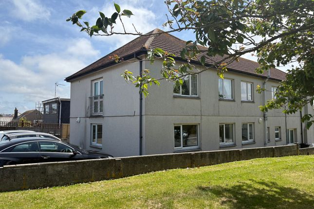 Henver Road, Newquay TR7 2 bed ground floor flat for sale