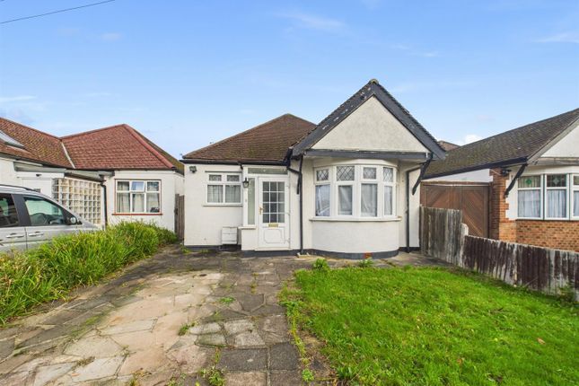 Woodford Crescent, Pinner HA5 2 bed detached bungalow for sale