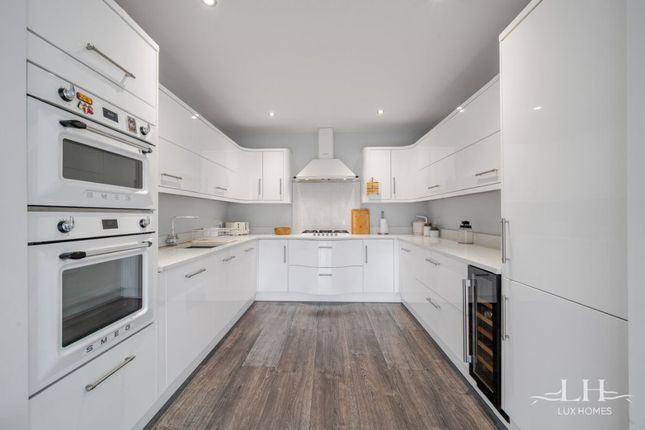 The Grove, Upminster 4 bed detached house for sale