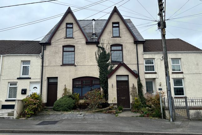 Penygroes, Llanelli, SA14 6 bed terraced house for sale