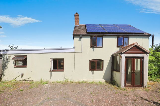 2 bedroom detached house for sale