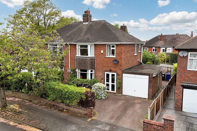 Walleys Drive, Newcastle, ST5 3 bed property for sale